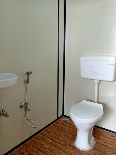 portable toilet 1 500x500